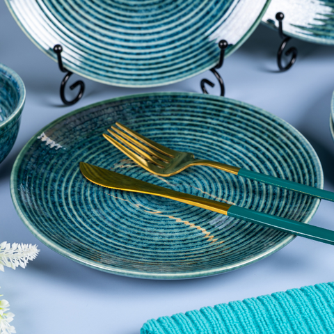 Thumbnail preview #1 for Blue Color Dinner Set with Spiral Design - Set of 18