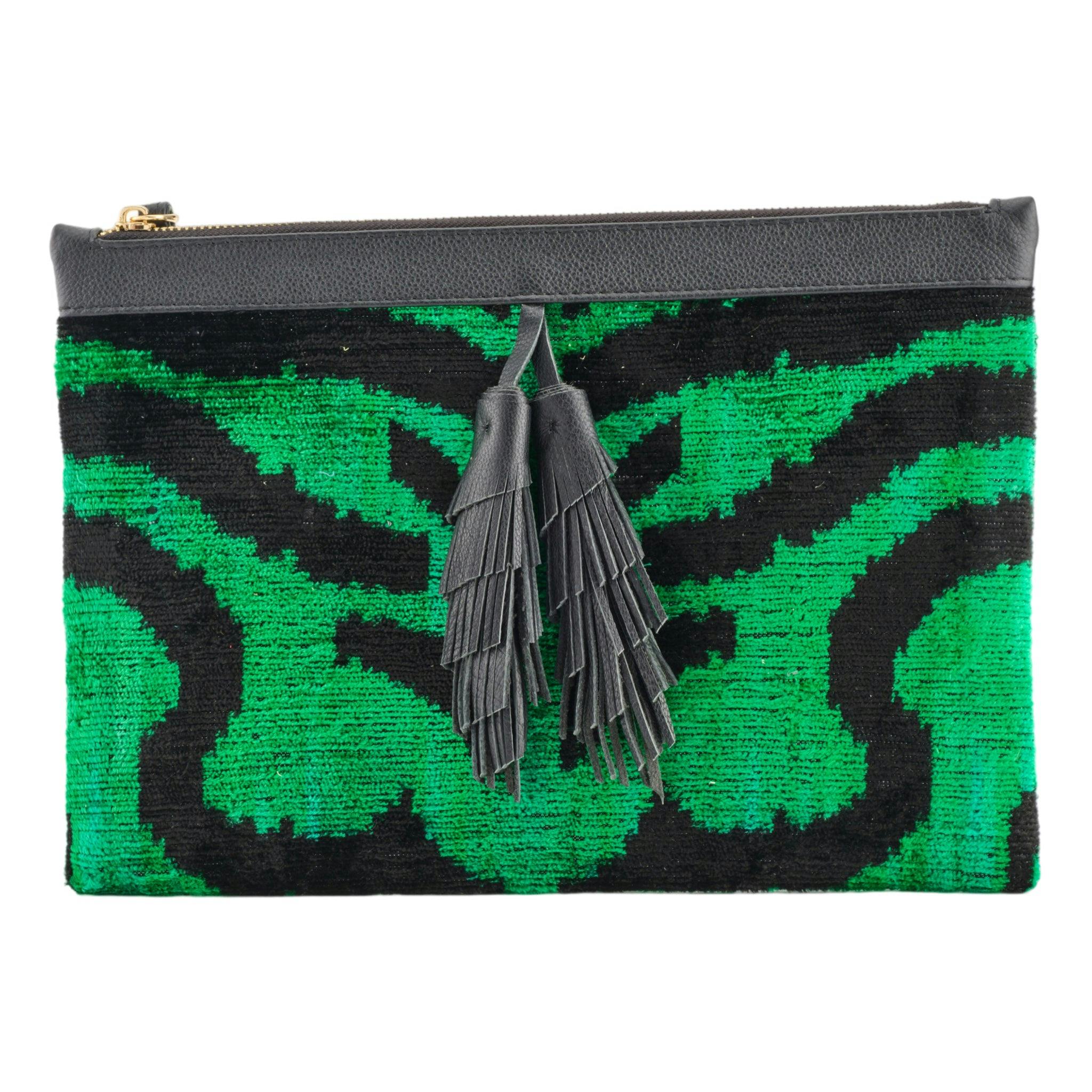 Thumbnail preview #1 for Emerald Green Flat Clutch With Tassel