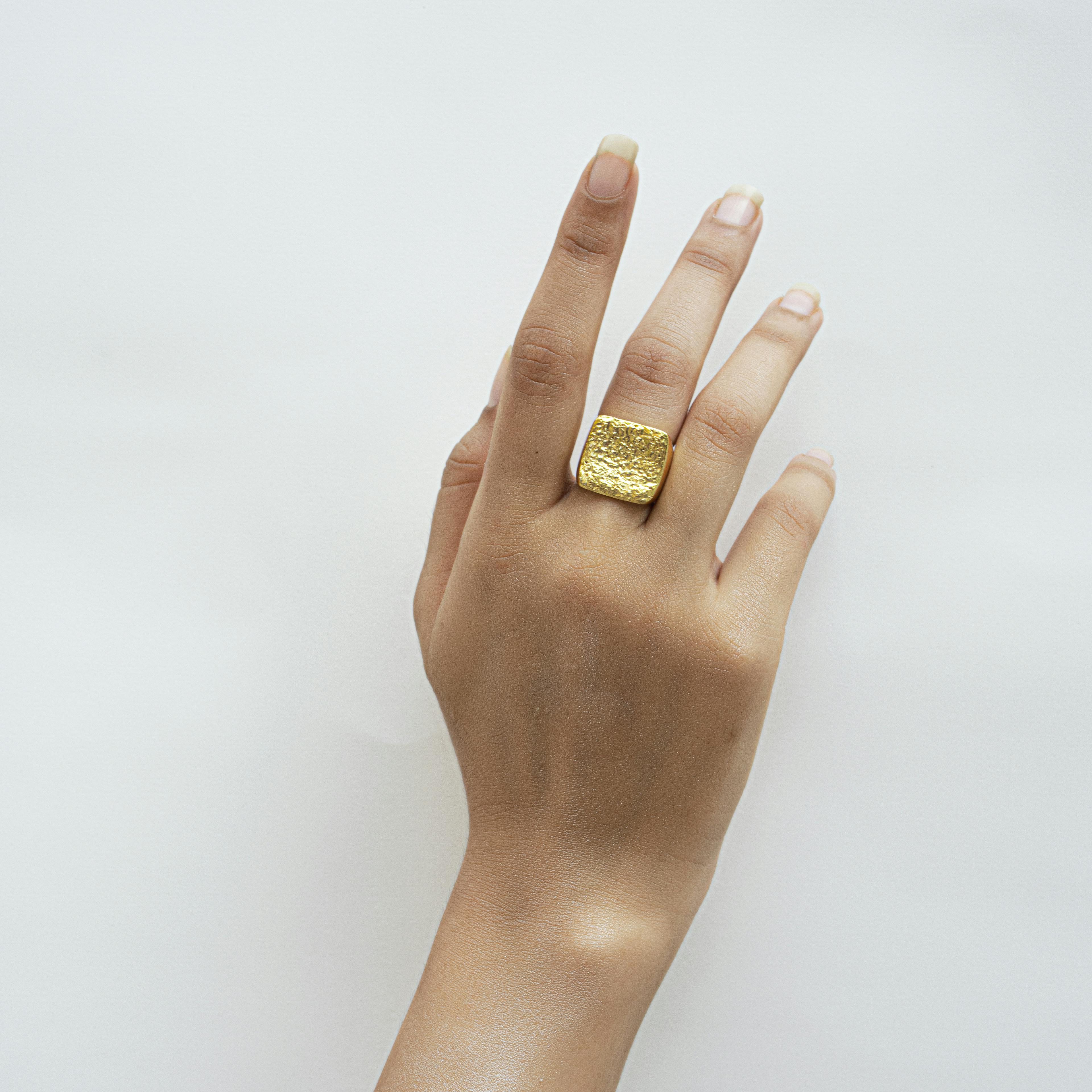 Thumbnail preview #1 for BOXY BOSS RING GOLD 