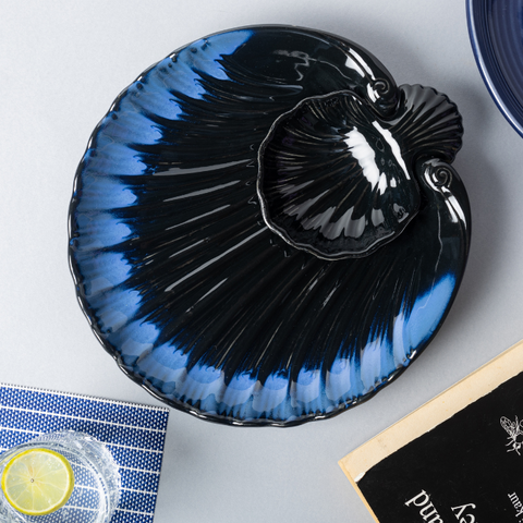 Dual Tone Blue Color Shell-Shaped Platter, a product by The Golden Theory