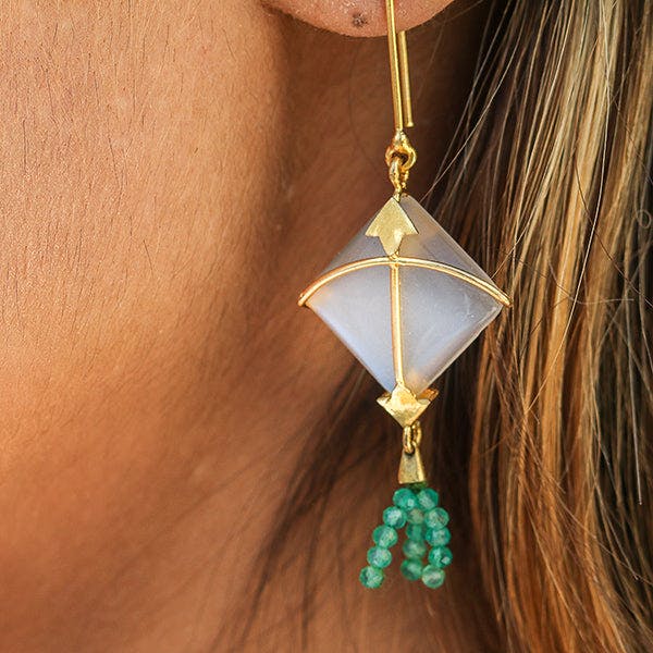 Thumbnail preview #1 for PATANG Moonstone With Green Onyx Tassel