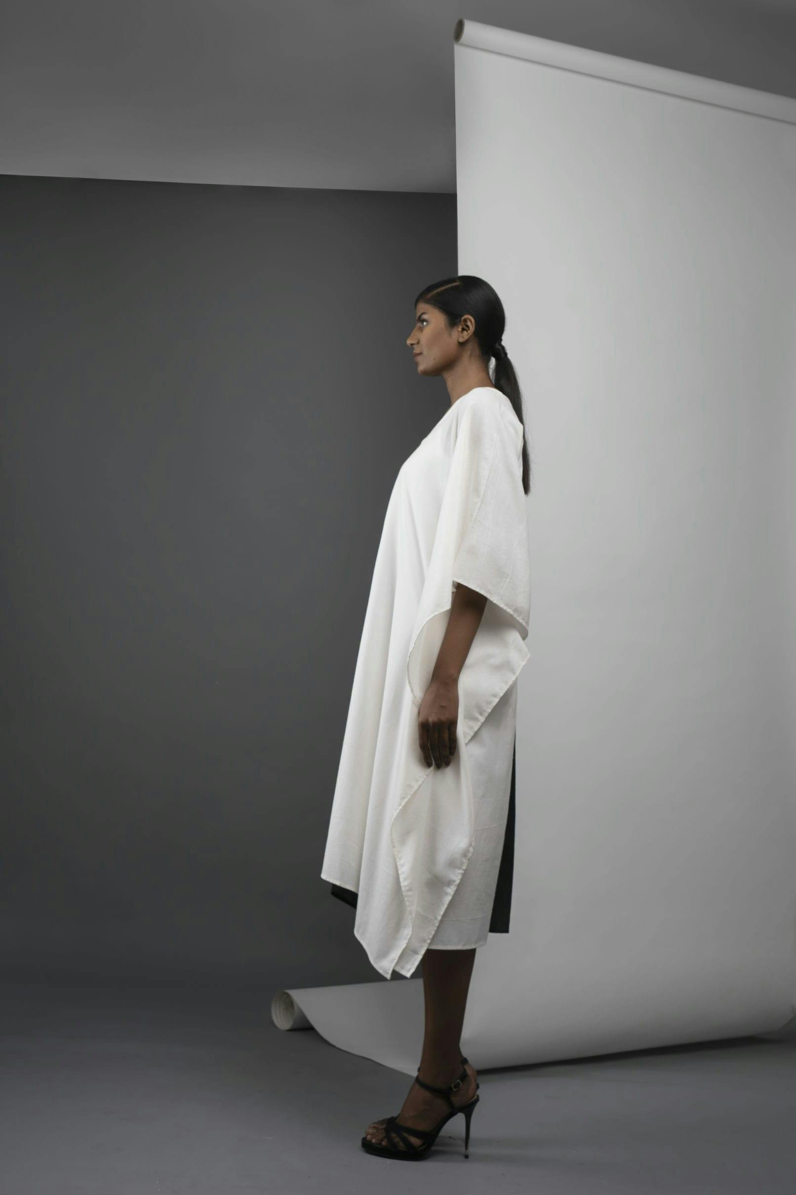 Thumbnail preview #1 for ATBW - Black & White Kaftan