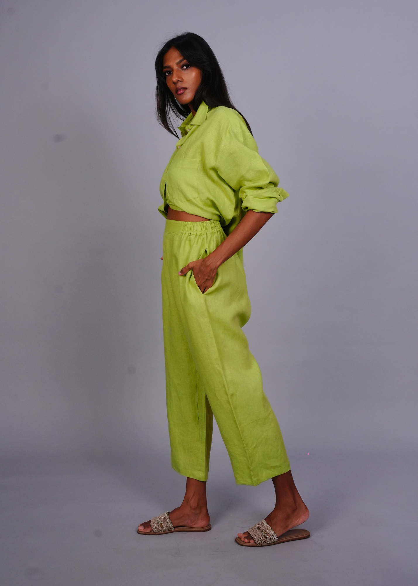 Thumbnail preview #1 for Sharan Crop Pant - Cucumber Linen