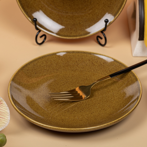 Golden Color Dinner Set - Set of 12, a product by The Golden Theory