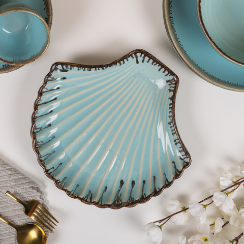 Thumbnail preview #4 for Blue Color Shell-Shaped Platter with Brown Drops Border