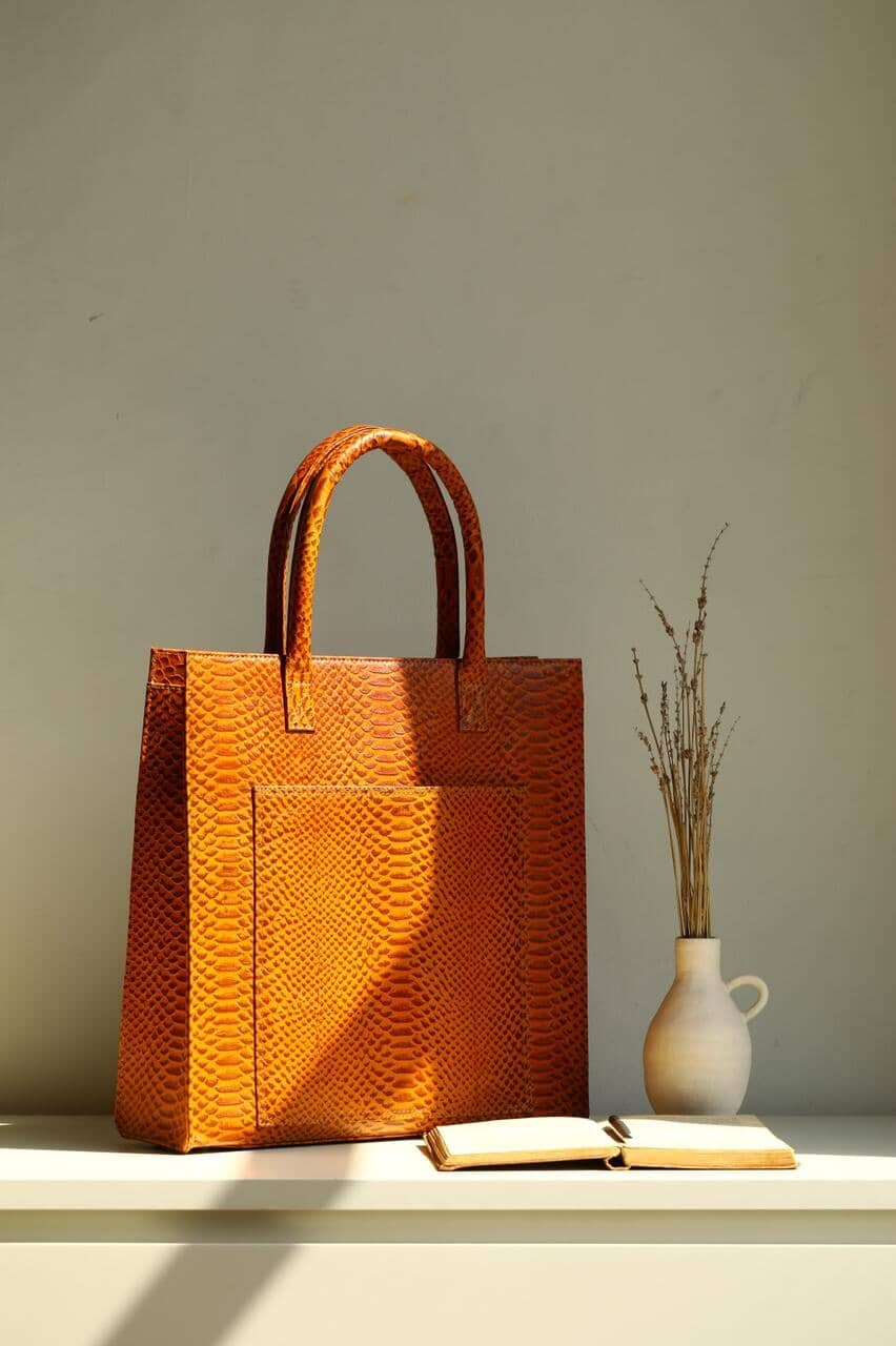 Box Tote Vincent, a product by Mistry 