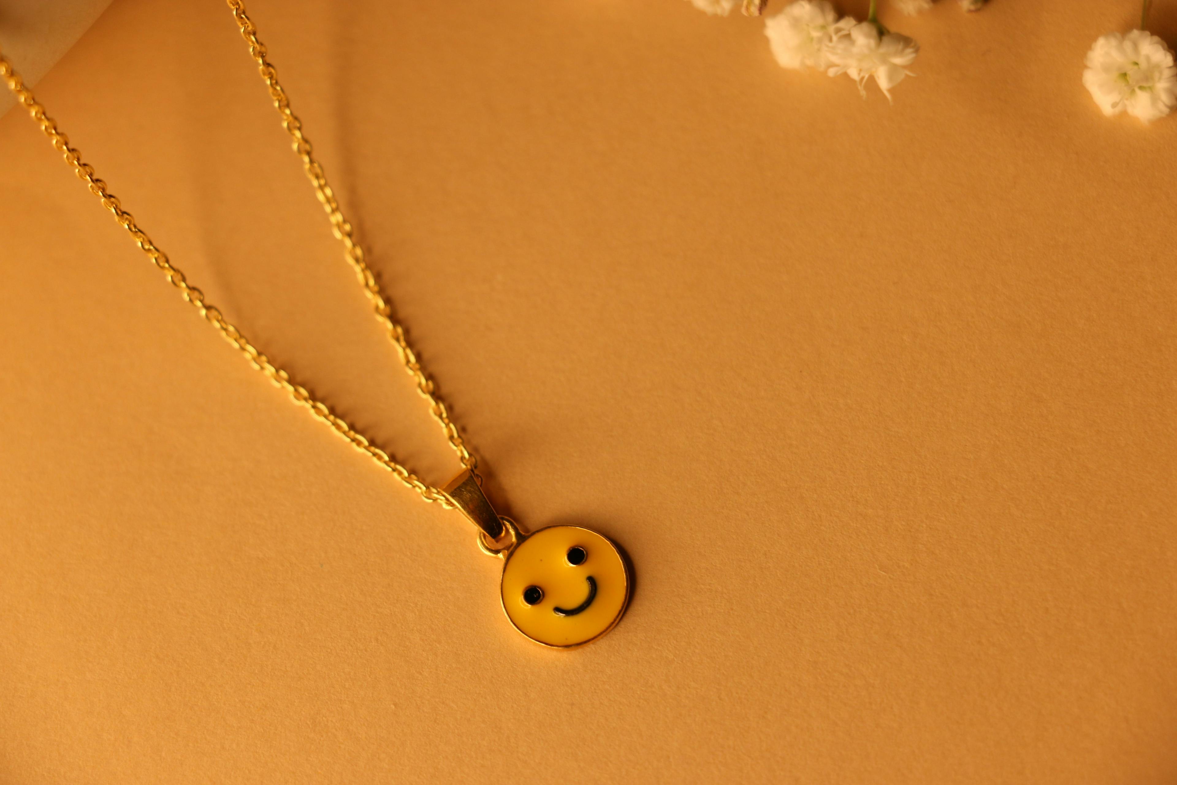 Thumbnail preview #2 for Smiley charm necklace