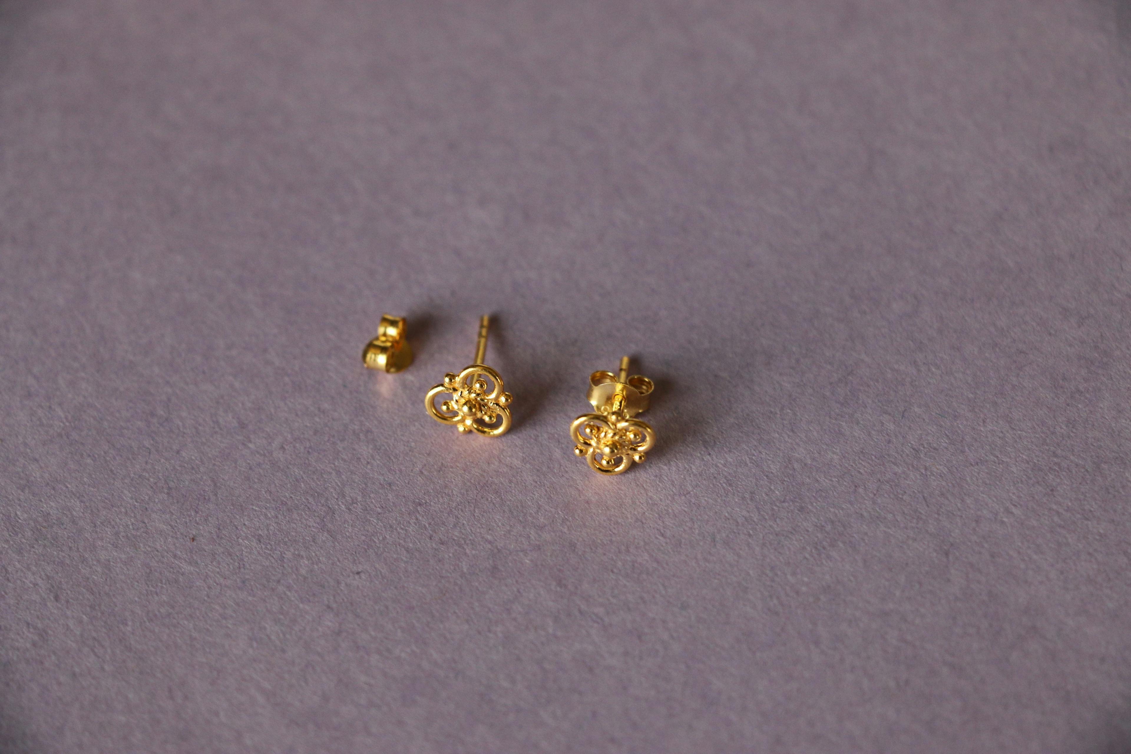 3 petal flower ear studs, a product by The Jewel Closet Store