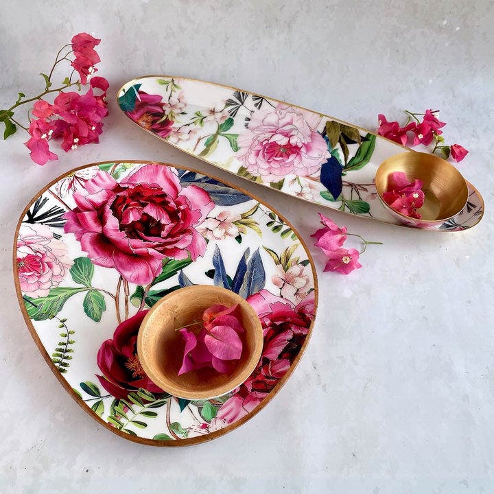 Oval Platters With Dip Bowls, Gift Set of 2 - Tudor Blooms, a product by Faaya Gifting