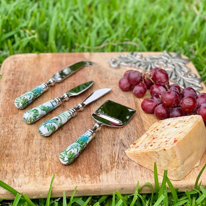 Thumbnail preview #2 for Round Platter With Cheese Knives, Gift Set Of 5 - Amazonia Day