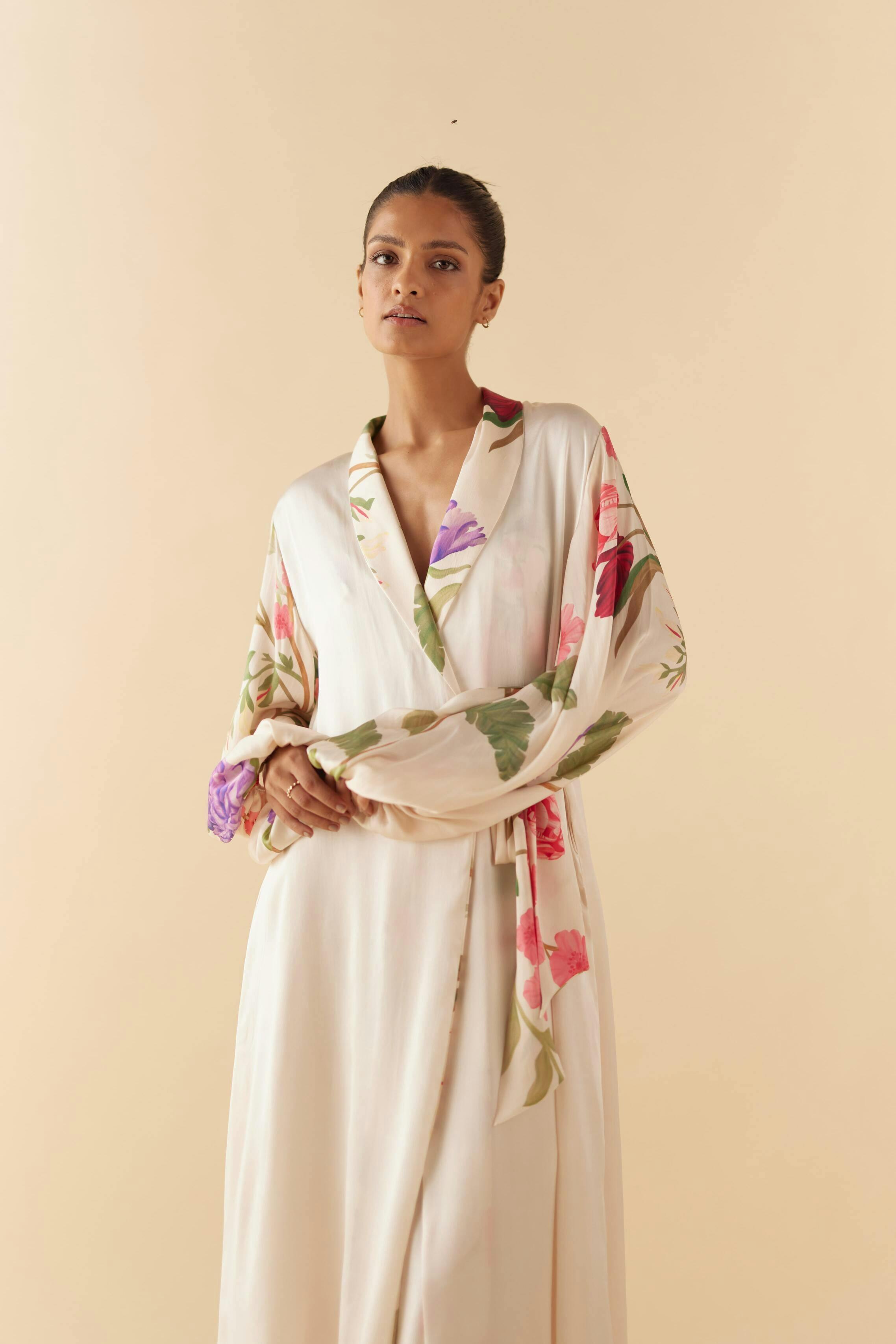 Thumbnail preview #2 for Ivory Floral Dream Silk Robe