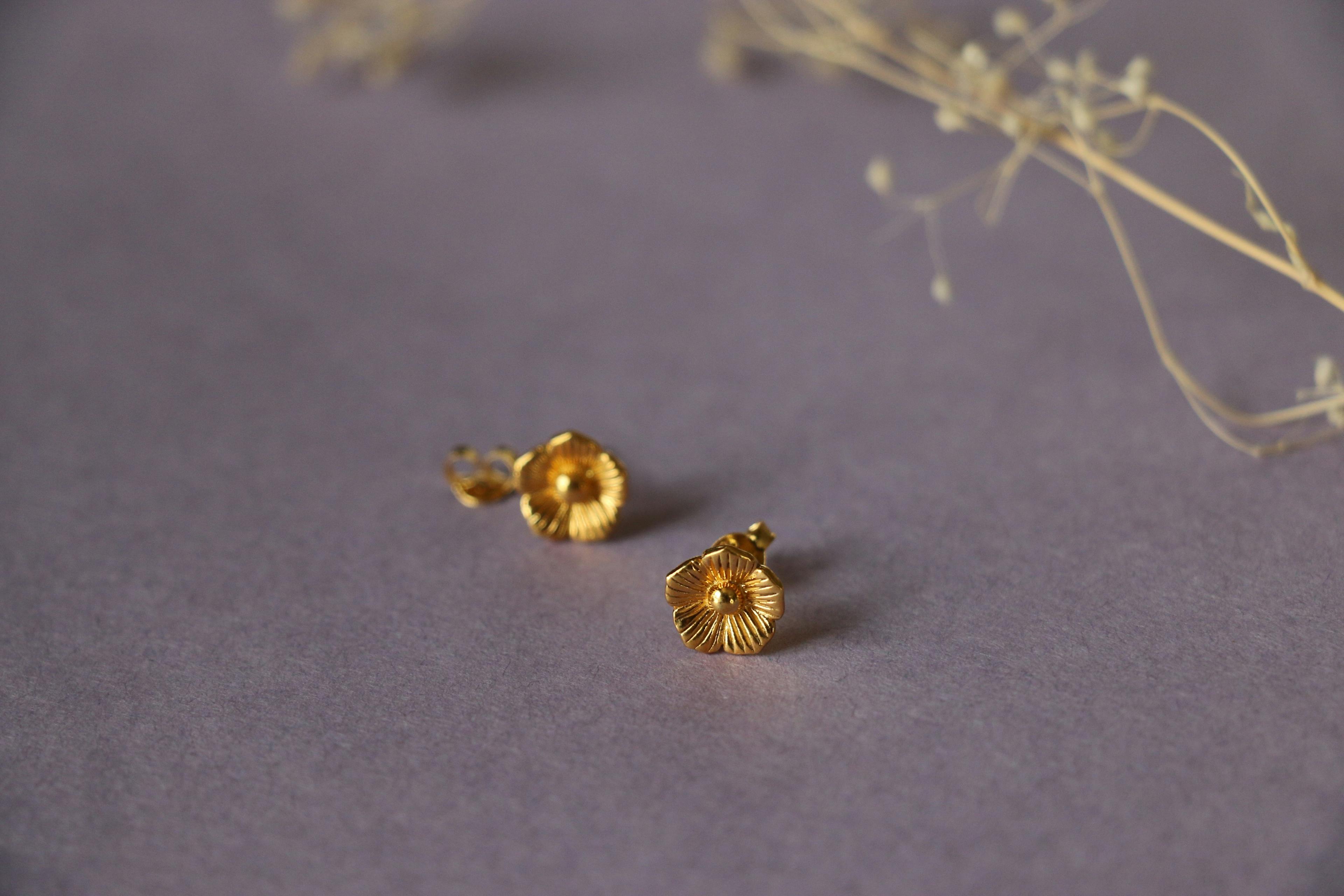 Thumbnail preview #5 for Floral ear studs