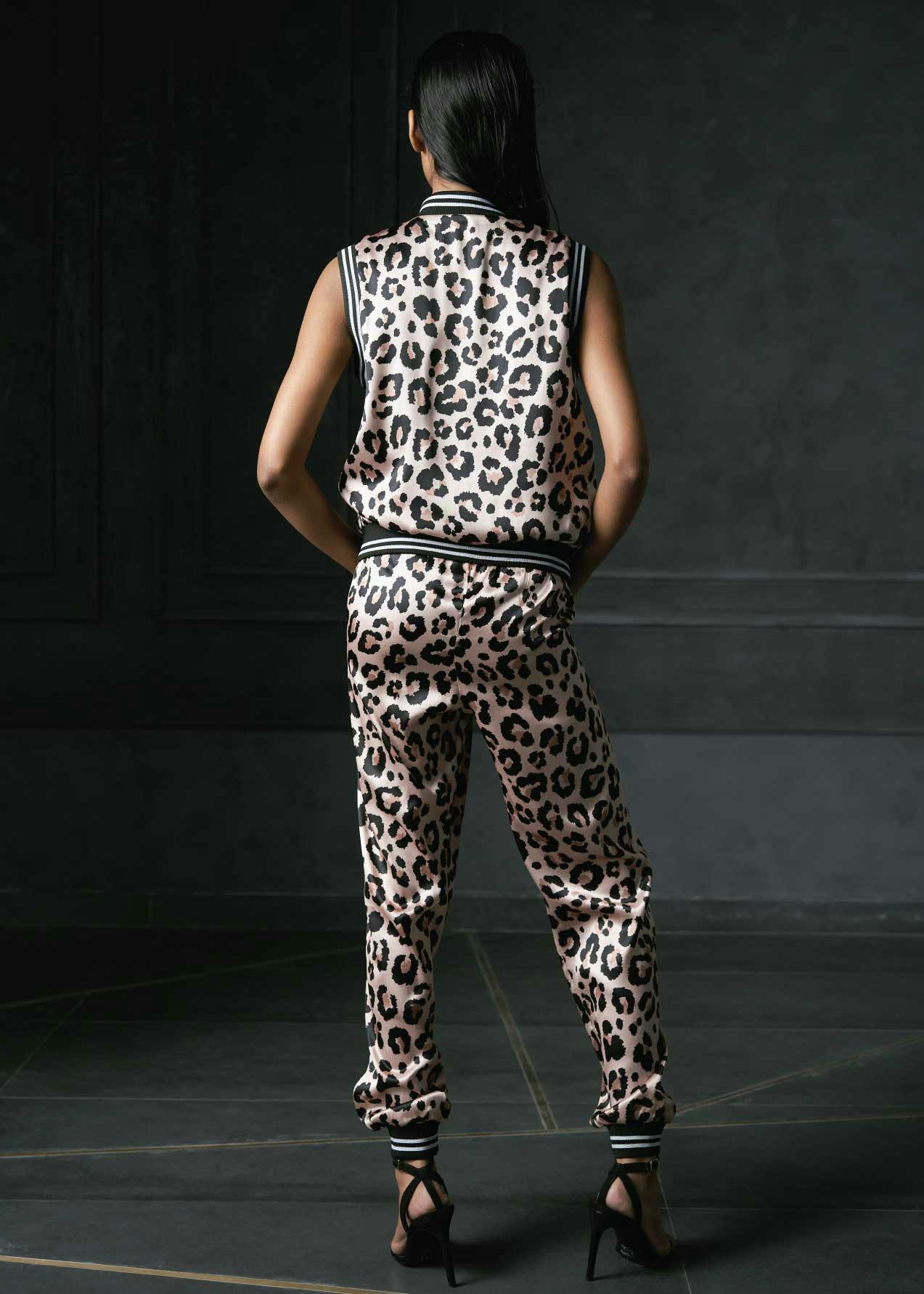 Thumbnail preview #2 for Cougar Printed Joggers