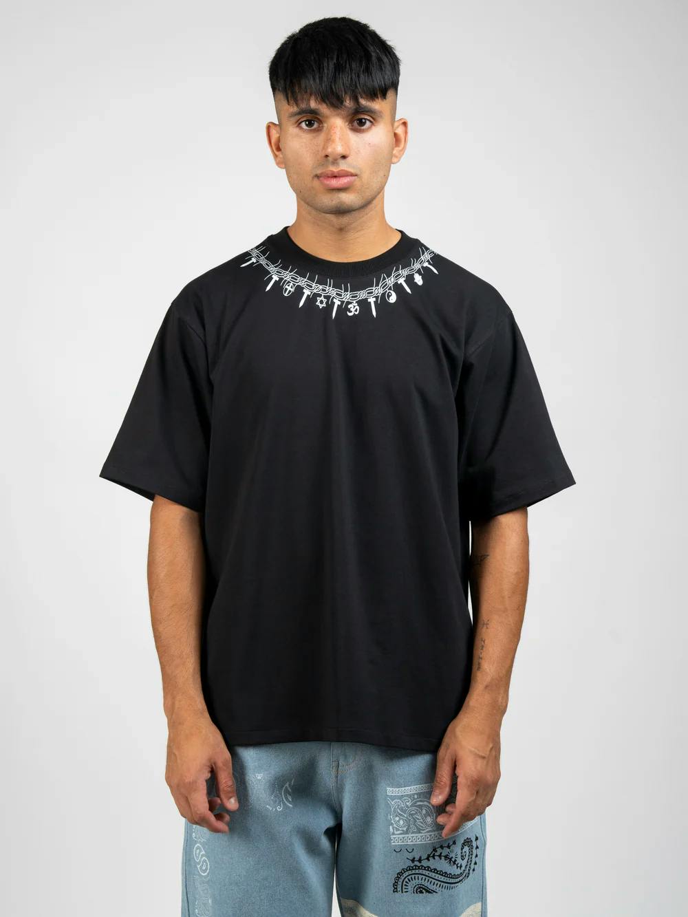 Black Religious Necklace T-shirt, a product by TOFFLE