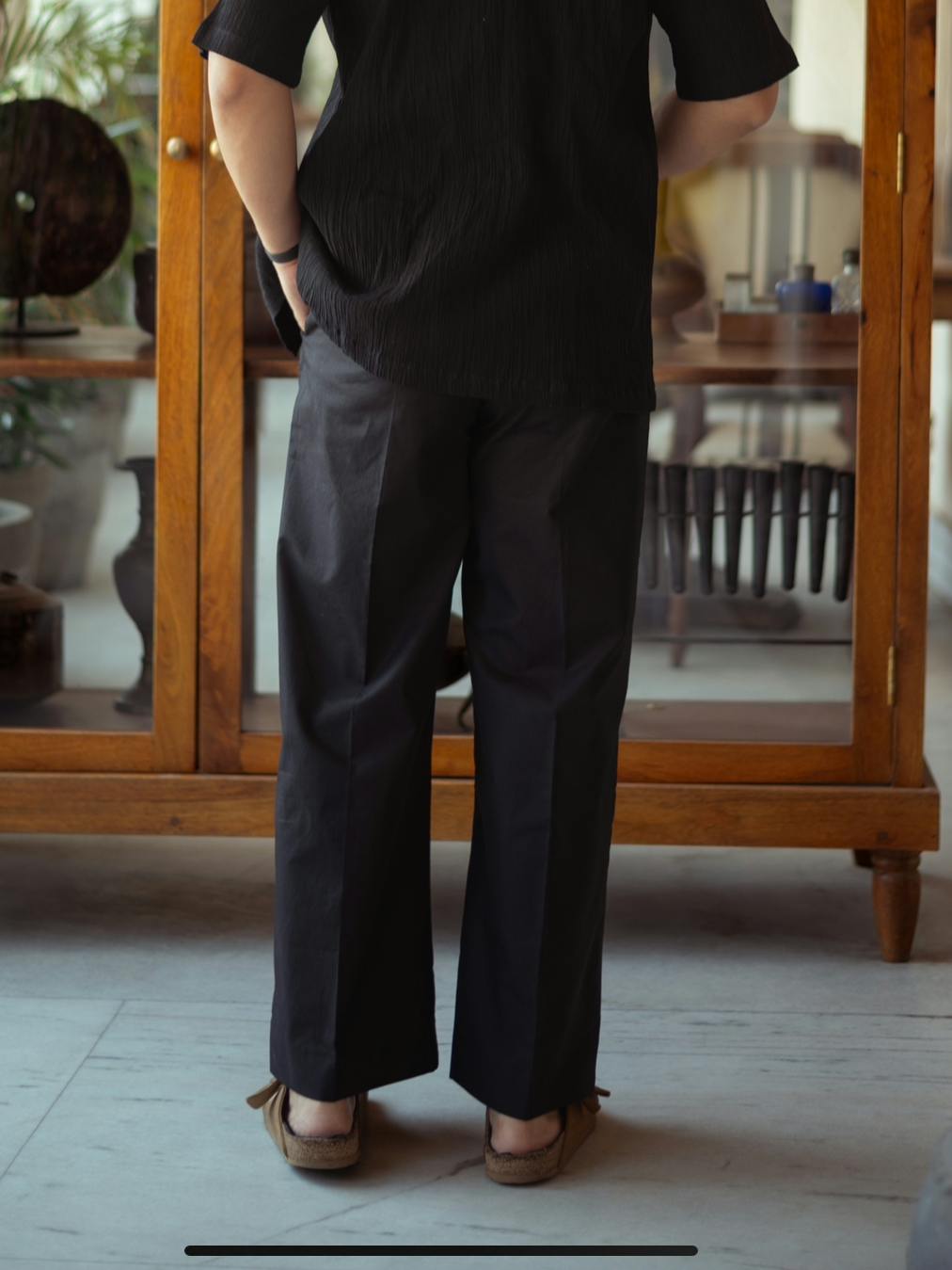 Thumbnail preview #2 for Pleated straight leg linen Blend Trousers