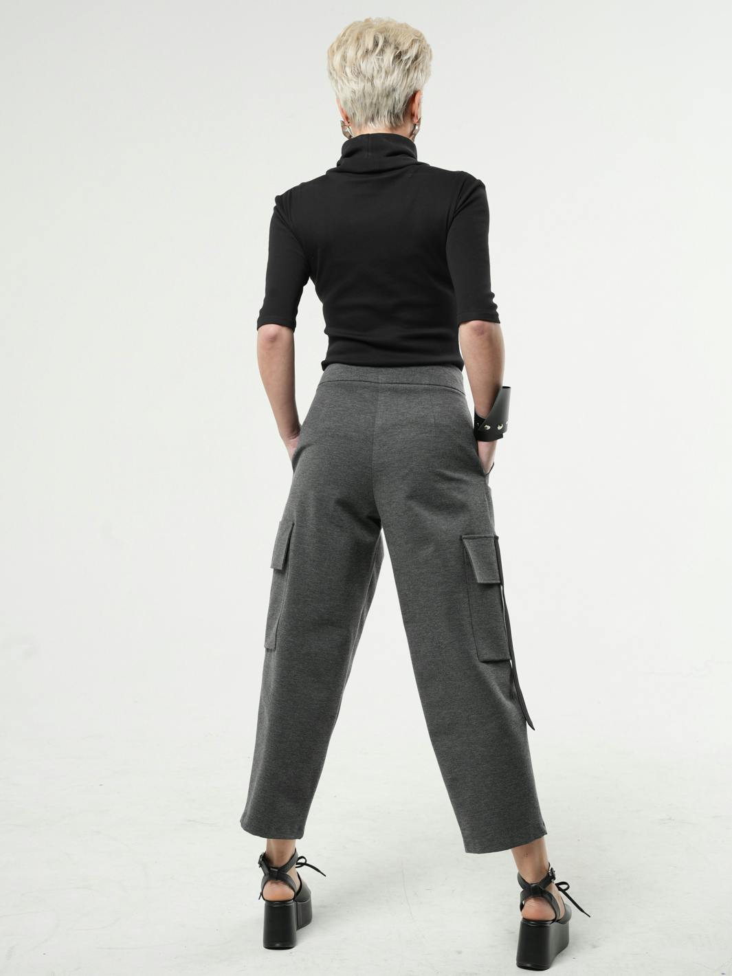 Thumbnail preview #1 for Ankle-Length Gray Cargo Pants