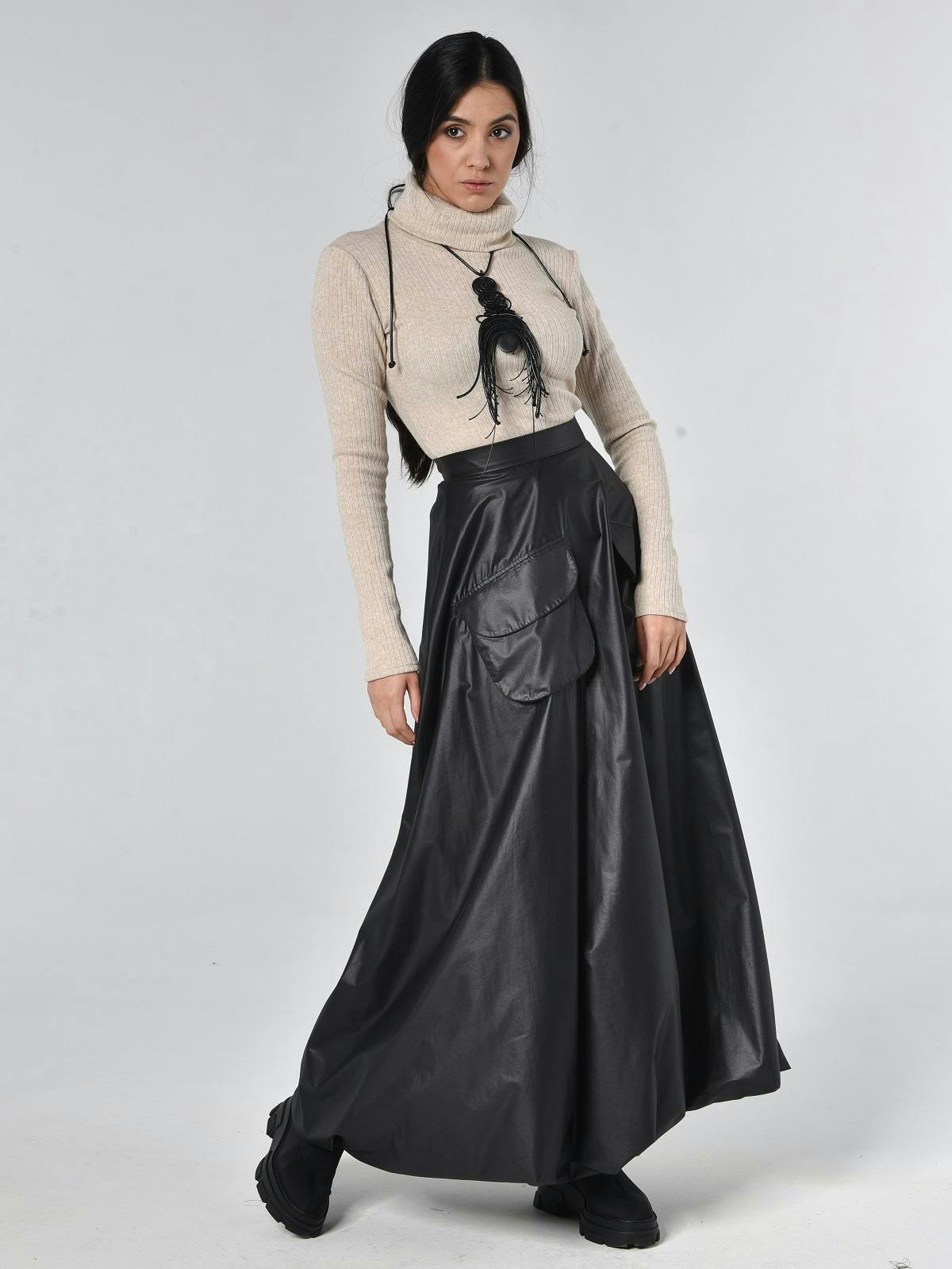 Thumbnail preview #3 for Maxi A-Line Skirt With Front Pockets