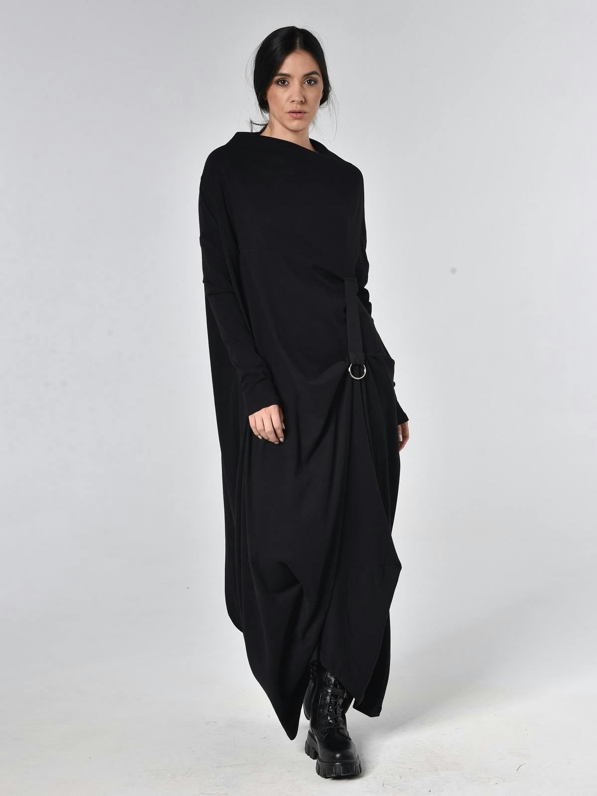 Long Sleeve Maxi Dress With Avant Garde Accent, a product by METAMORPHOZA