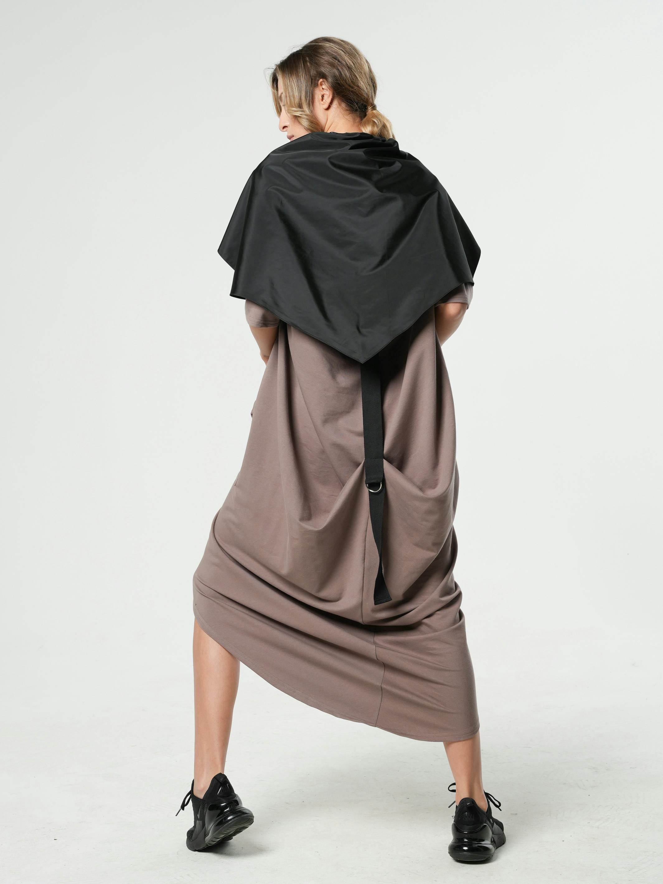 Thumbnail preview #5 for Extravagant Zipper Tunic With Shoulder Cape