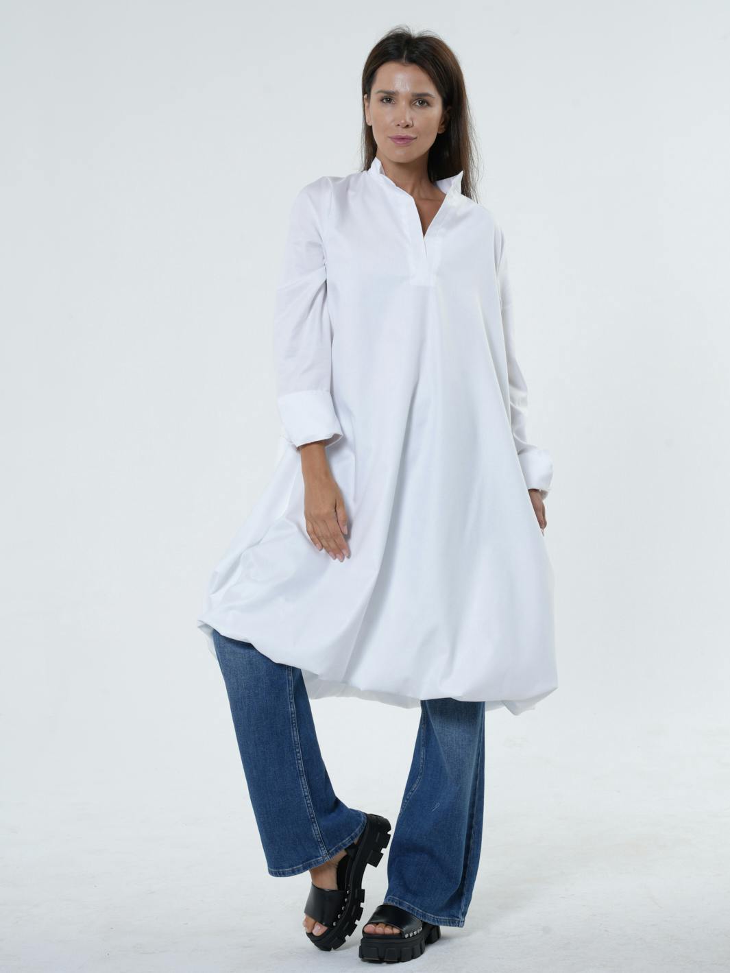 Long Sleeve Tunic Dress In White, a product by METAMORPHOZA