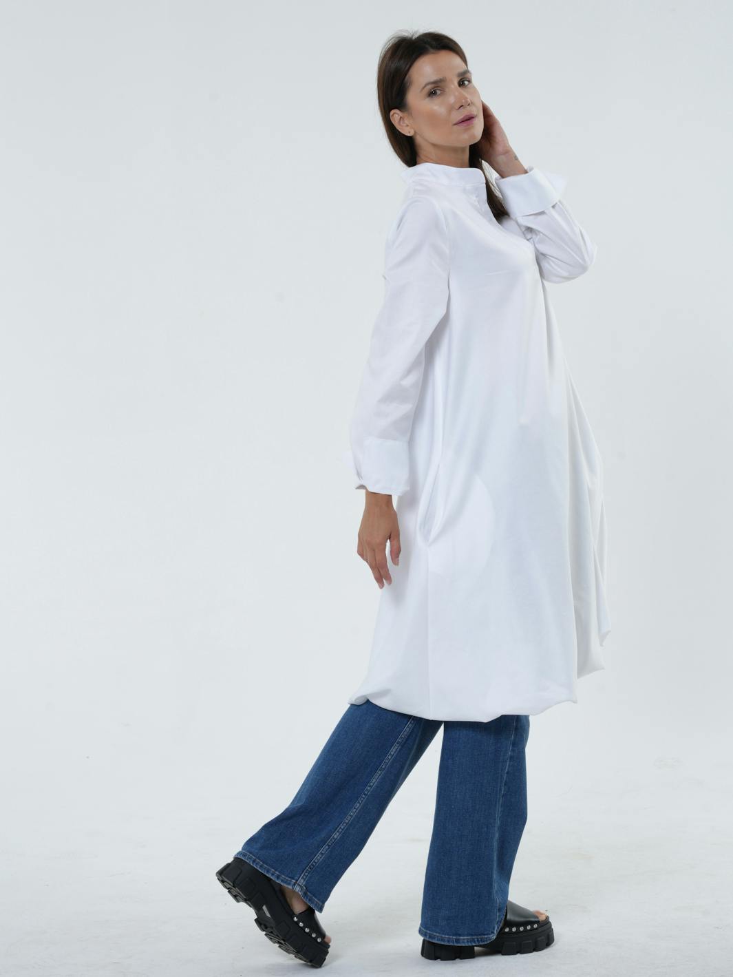 Thumbnail preview #1 for Long Sleeve Tunic Dress In White