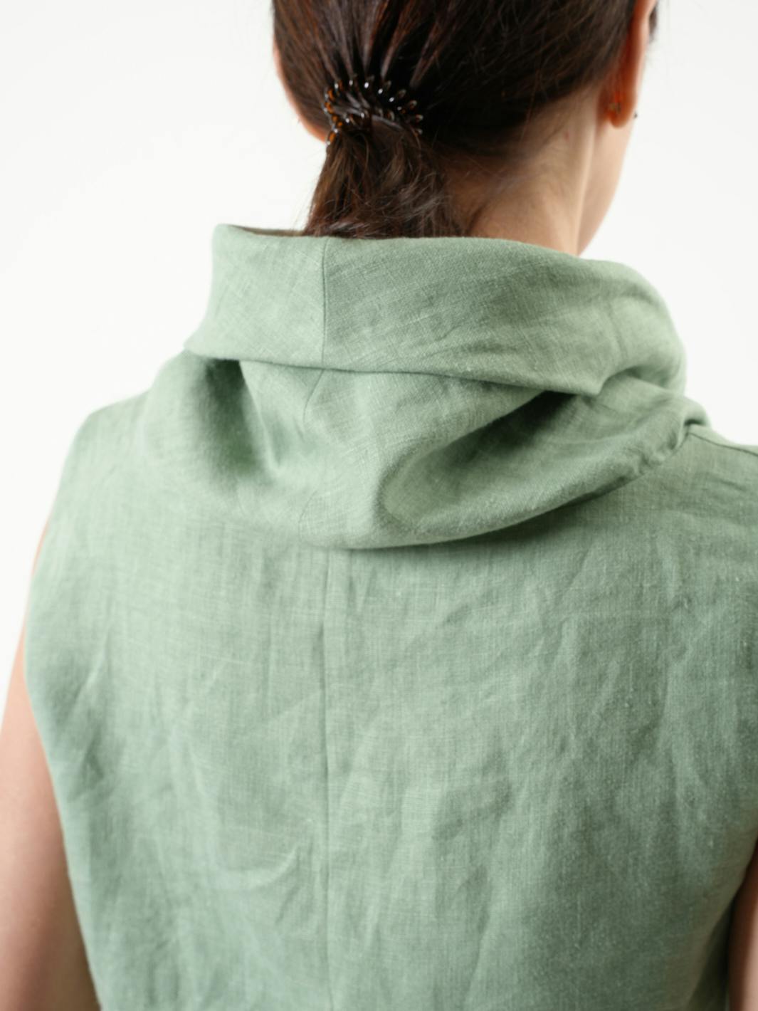 Thumbnail preview #9 for  Buttoned Sleeveless Linen Top