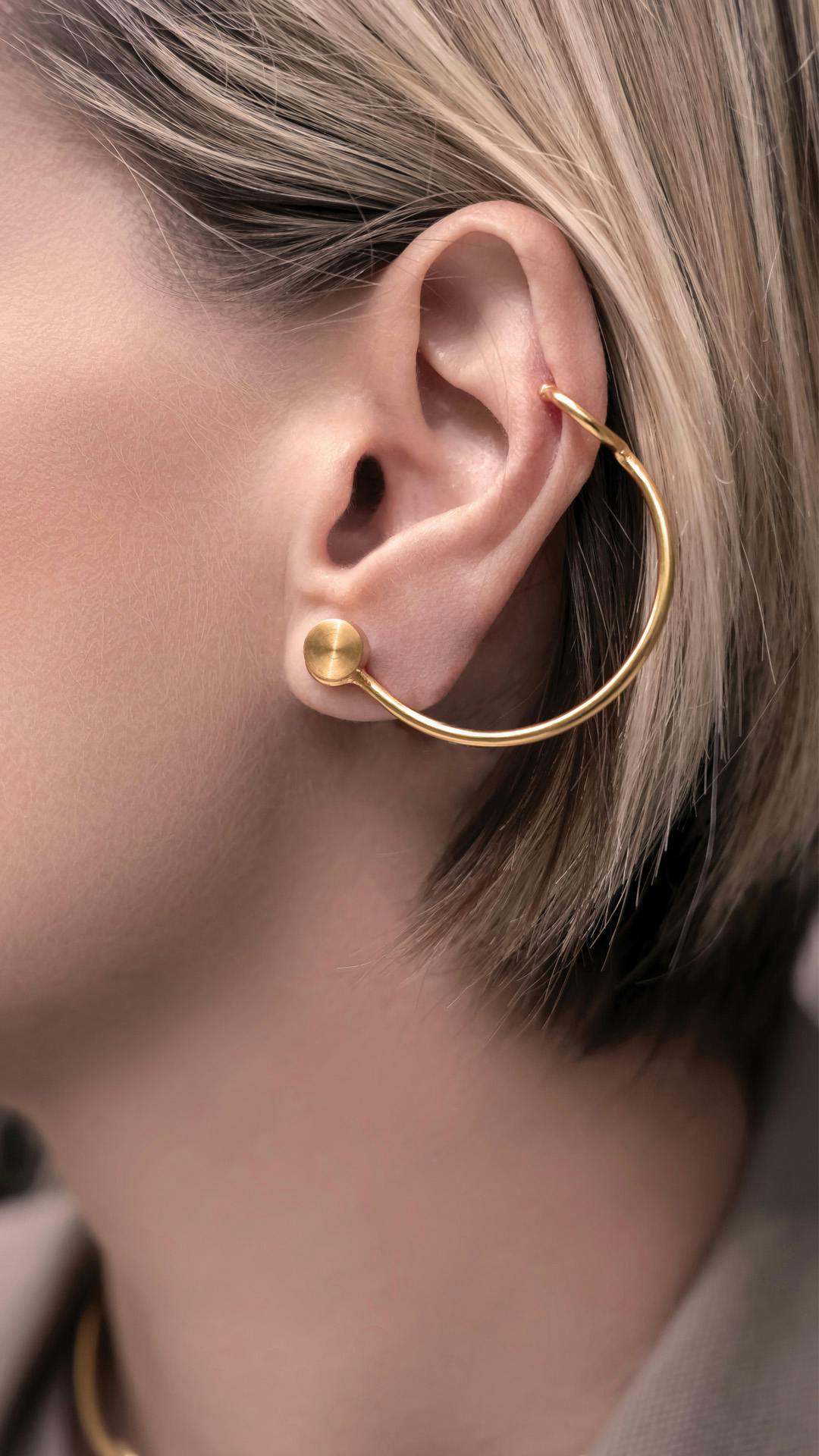 Arc-Hemedes Earring, a product by NO NA MÉ