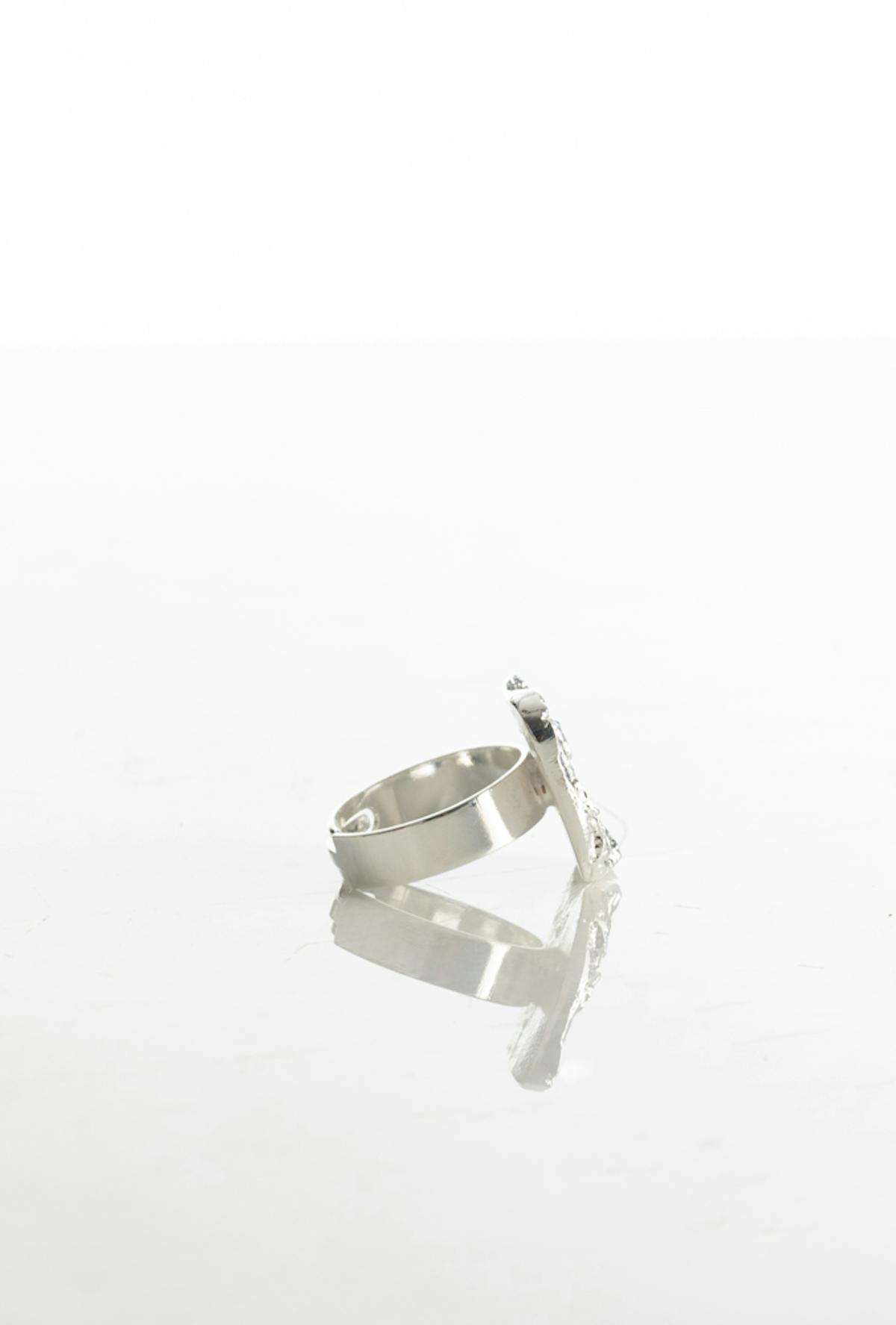 Thumbnail preview #3 for Oak Square Ring